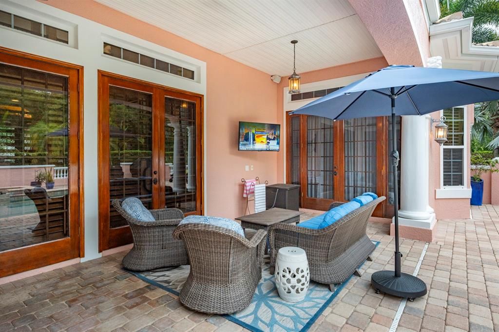 For Sale: $2,450,000 (4 beds, 4 baths, 6999 Square Feet)
