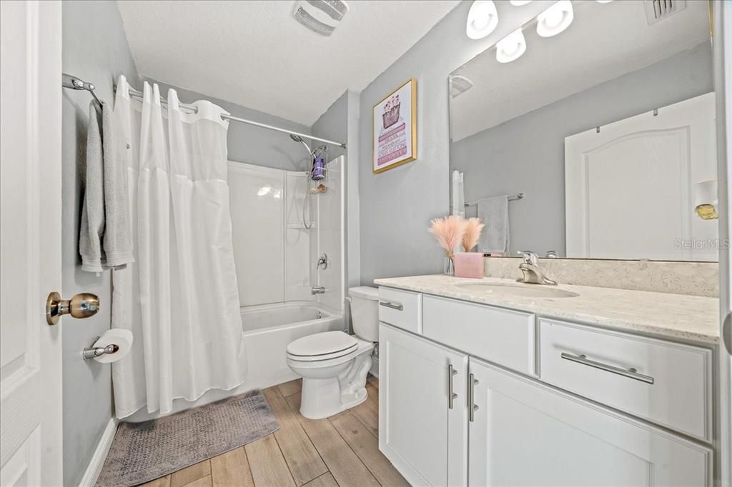 For Sale: $549,999 (4 beds, 3 baths, 2361 Square Feet)