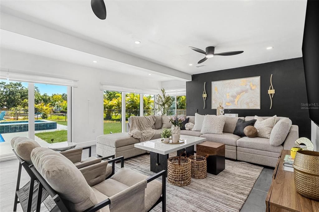 Active With Contract: $1,350,000 (4 beds, 4 baths, 3477 Square Feet)