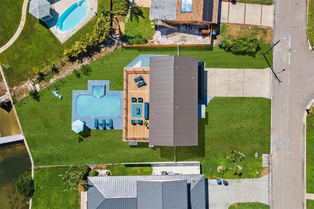 Active With Contract: $1,350,000 (4 beds, 4 baths, 3477 Square Feet)