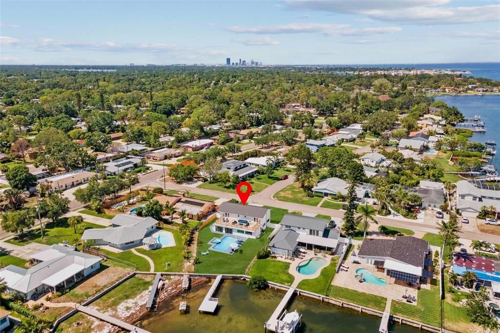 Active With Contract: $1,350,000 (4 beds, 4 baths, 3477 Square Feet)