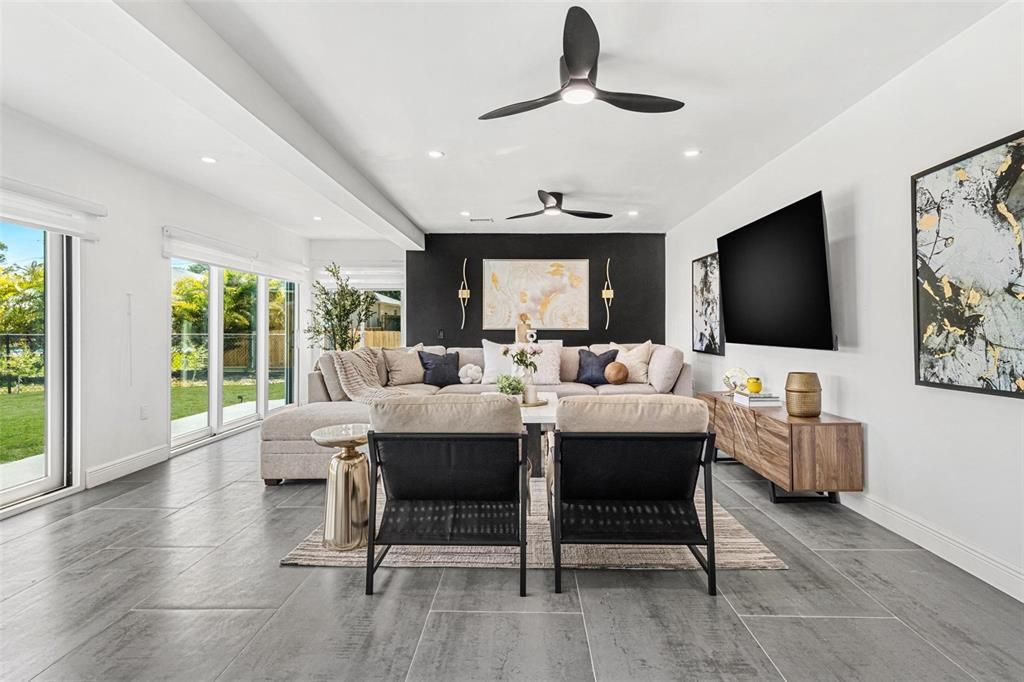 Active With Contract: $1,350,000 (4 beds, 4 baths, 3477 Square Feet)