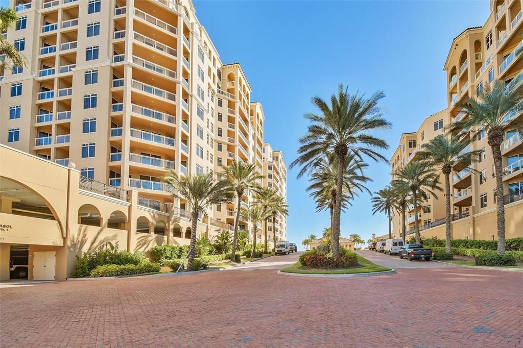 En Venta: $1,175,000 (2 camas, 2 baños, 1619 Pies cuadrados)
