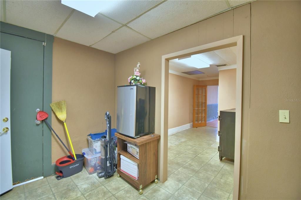 待售: $119,900 (0 贝兹, 0 浴室, 1976 平方英尺)