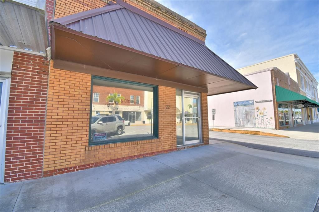 待售: $119,900 (0 贝兹, 0 浴室, 1976 平方英尺)