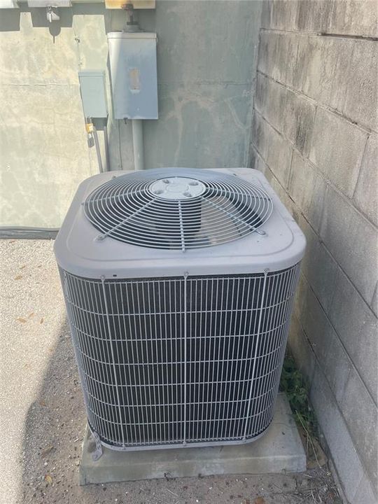 待售: $119,900 (0 贝兹, 0 浴室, 1976 平方英尺)