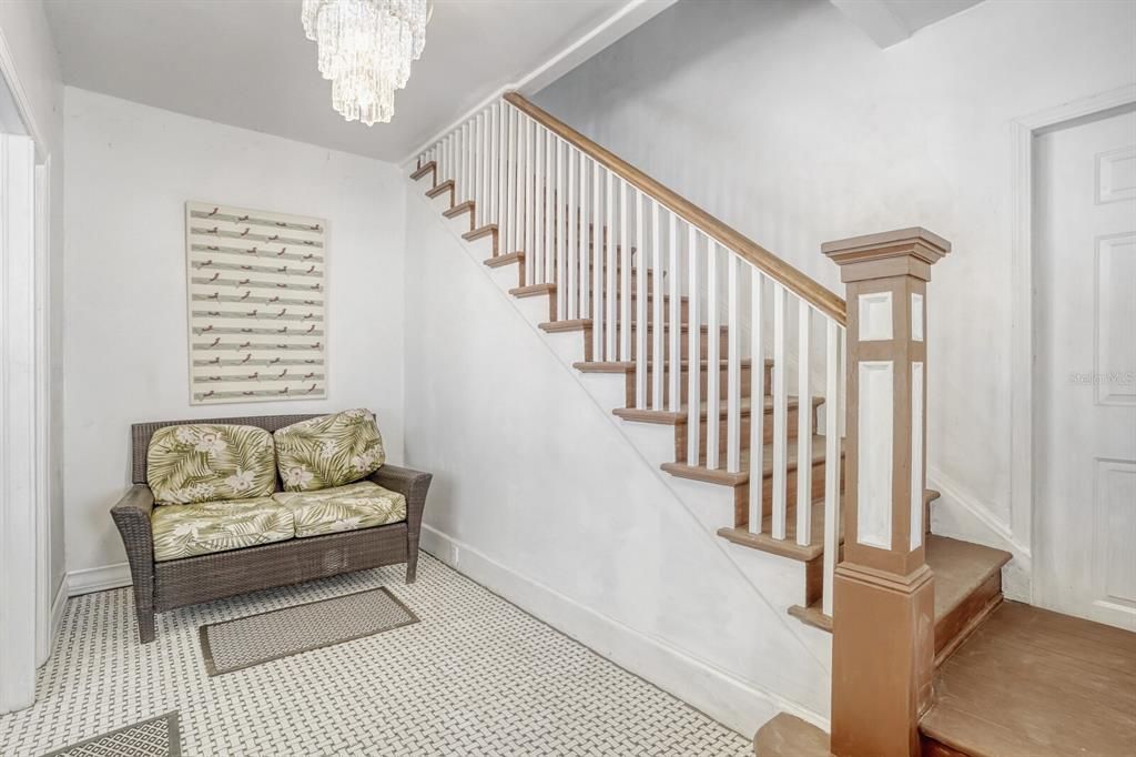 For Sale: $599,000 (5 beds, 3 baths, 3424 Square Feet)