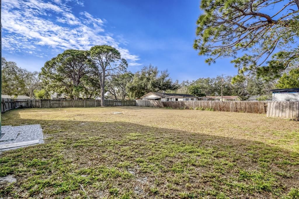 For Sale: $599,000 (5 beds, 3 baths, 3424 Square Feet)