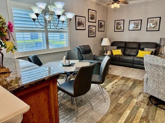 Activo con contrato: $279,900 (2 camas, 2 baños, 1265 Pies cuadrados)