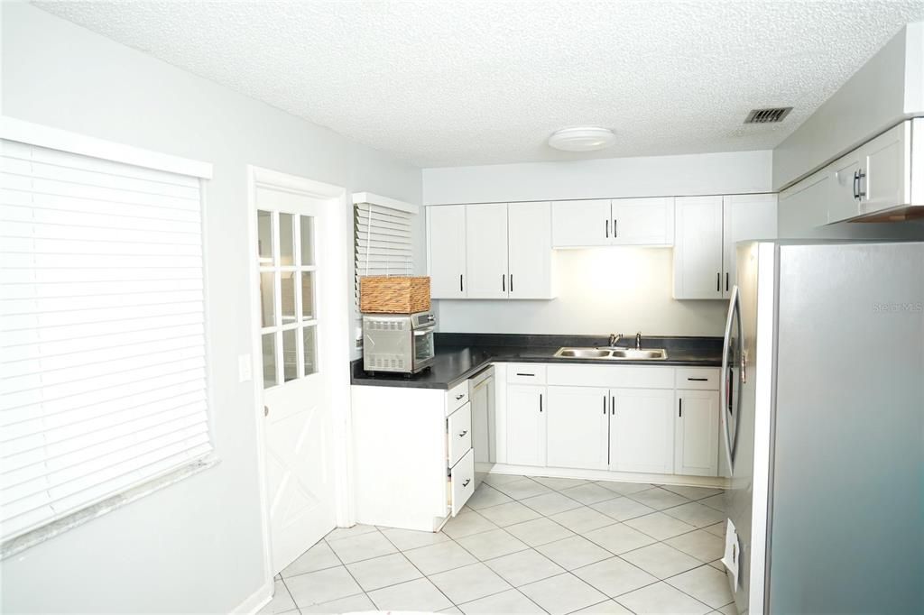 En Venta: $280,000 (3 camas, 2 baños, 1741 Pies cuadrados)