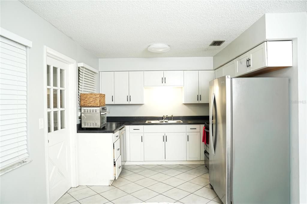 En Venta: $280,000 (3 camas, 2 baños, 1741 Pies cuadrados)