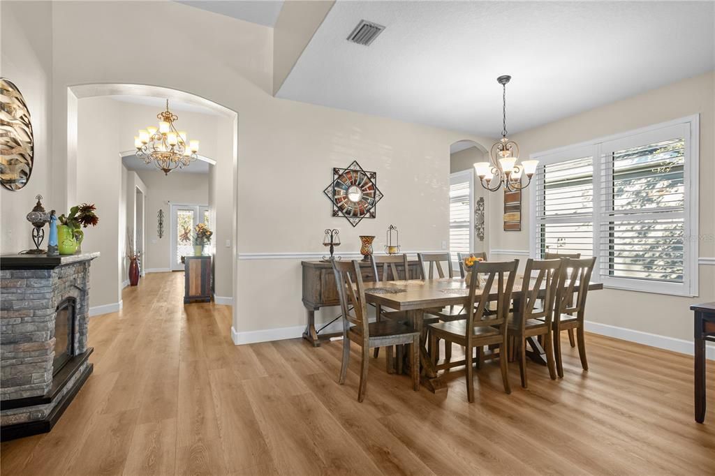 Active With Contract: $565,000 (3 beds, 2 baths, 2102 Square Feet)