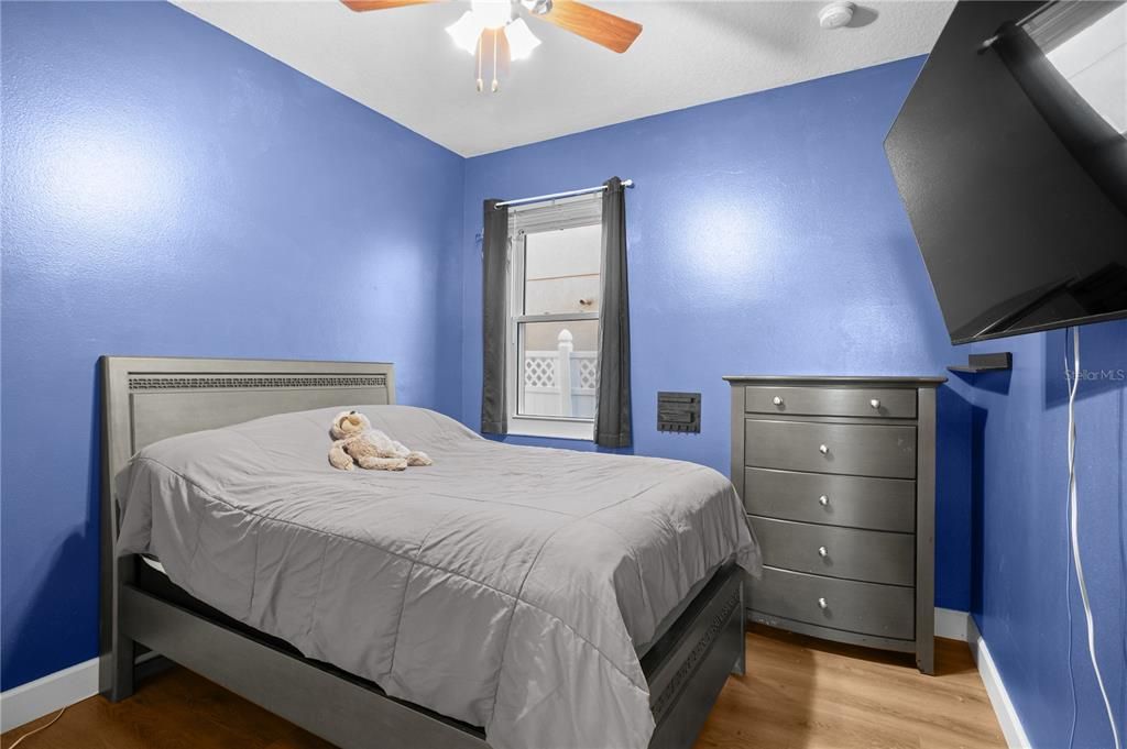 Active With Contract: $565,000 (3 beds, 2 baths, 2102 Square Feet)