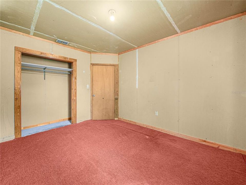 На продажу: $245,000 (5 спален, 2 ванн, 2580 Квадратных фут)