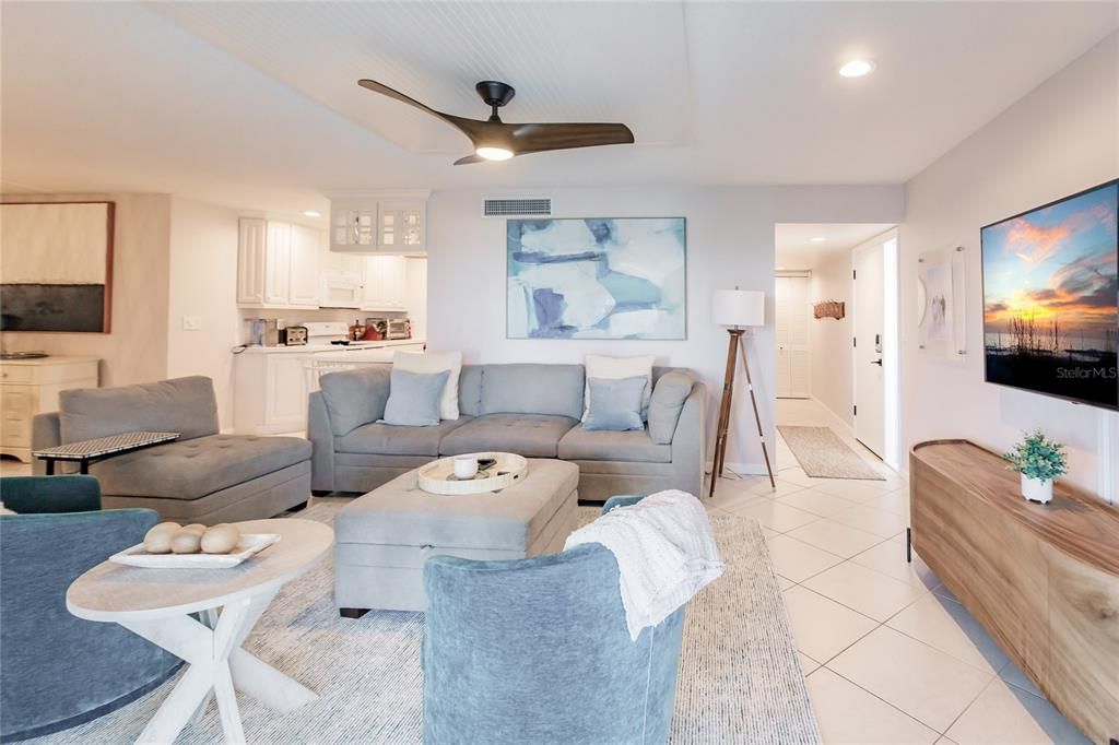 For Rent: $10,700 (2 beds, 2 baths, 1180 Square Feet)