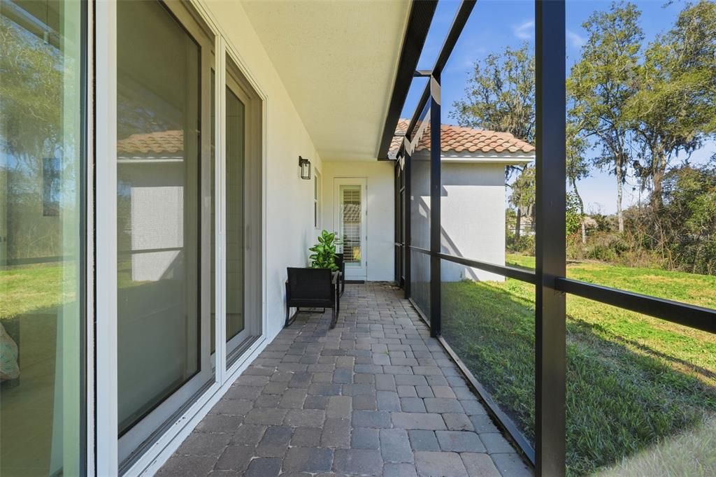 For Sale: $1,035,000 (4 beds, 3 baths, 2712 Square Feet)