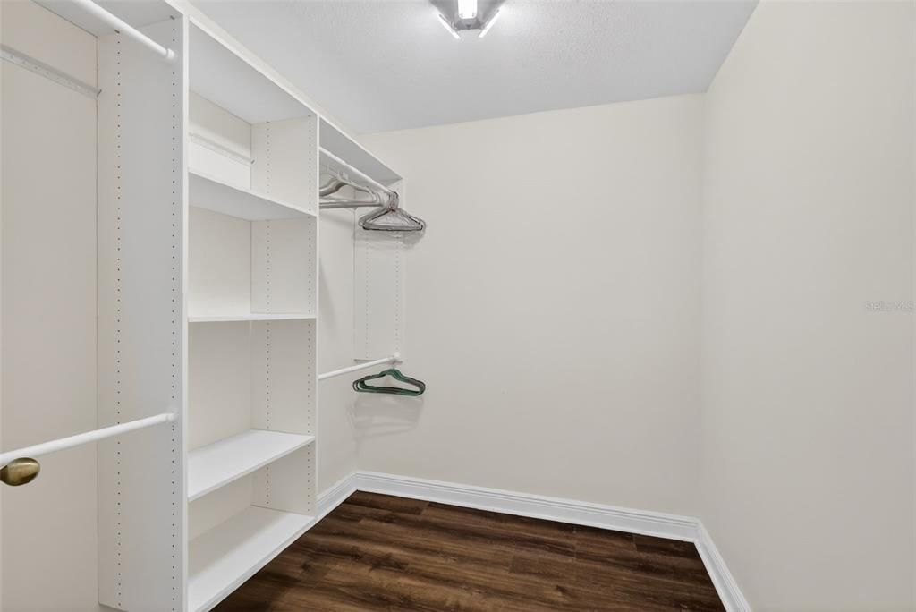 На продажу: $282,000 (3 спален, 2 ванн, 1414 Квадратных фут)