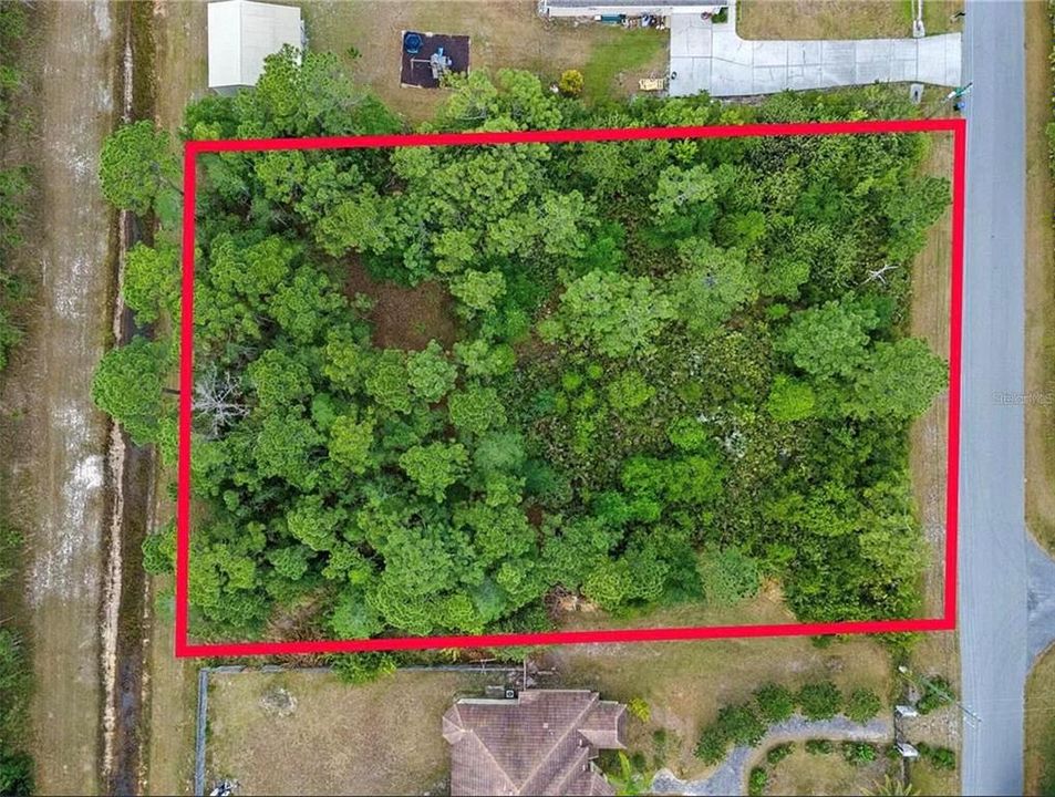 На продажу: $169,999 (1.24 acres)