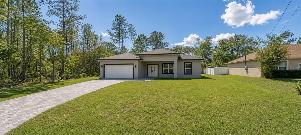 Active With Contract: $265,900 (3 beds, 2 baths, 1529 Square Feet)