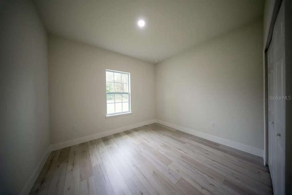Active With Contract: $265,900 (3 beds, 2 baths, 1529 Square Feet)