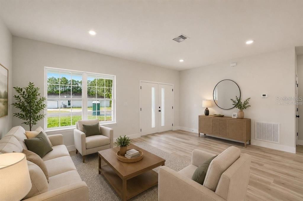 Active With Contract: $265,900 (3 beds, 2 baths, 1529 Square Feet)