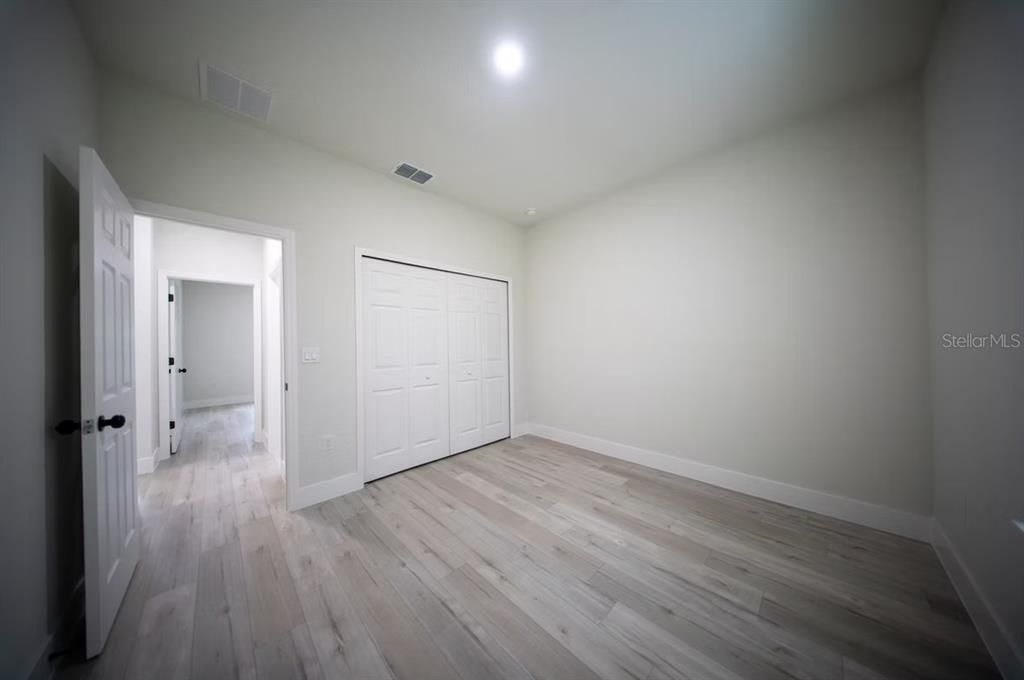 Active With Contract: $265,900 (3 beds, 2 baths, 1529 Square Feet)