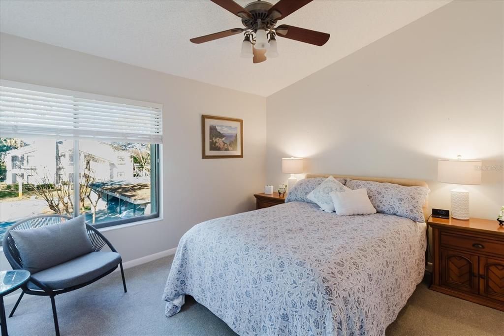 For Sale: $298,500 (2 beds, 2 baths, 1190 Square Feet)