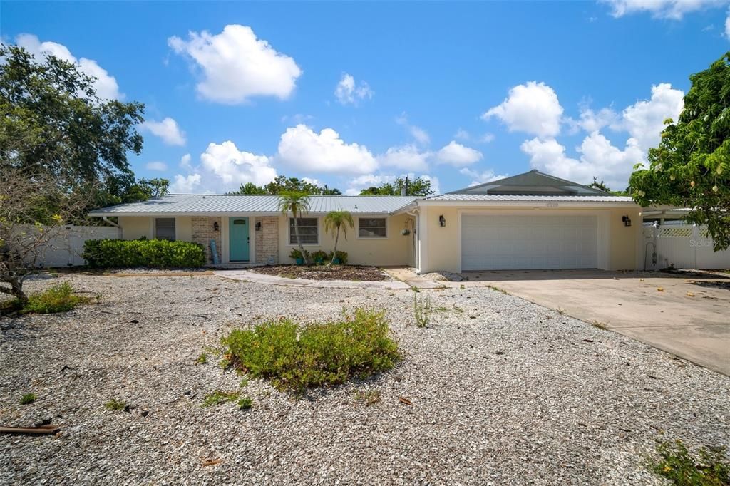En Venta: $1,650,000 (9 camas, 5 baños, 5134 Pies cuadrados)