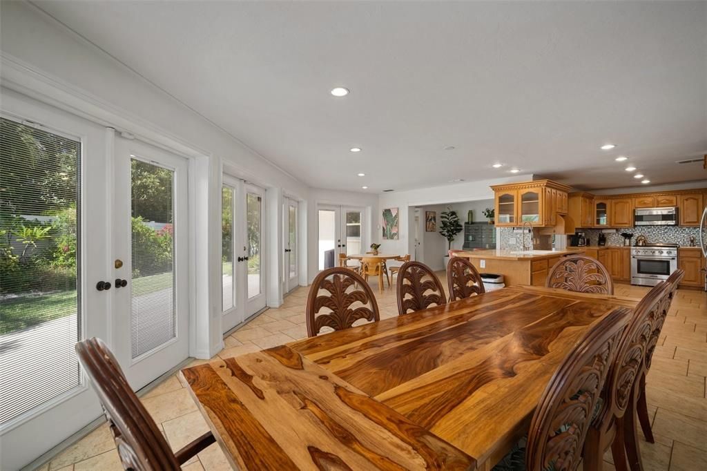 En Venta: $1,650,000 (9 camas, 5 baños, 5134 Pies cuadrados)