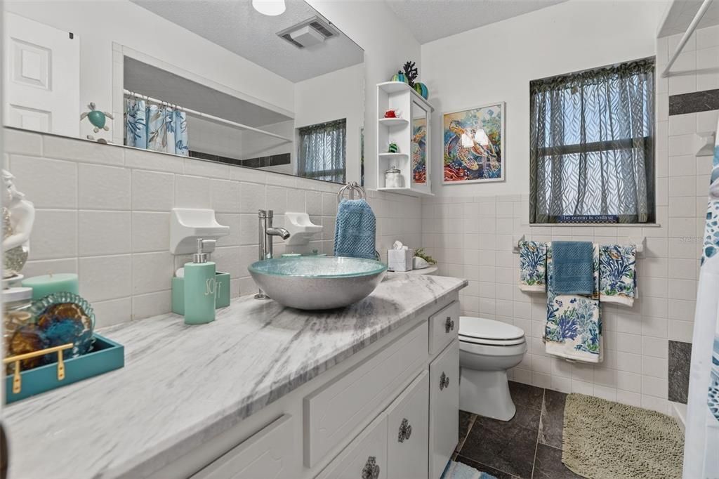 На продажу: $279,900 (2 спален, 2 ванн, 1532 Квадратных фут)