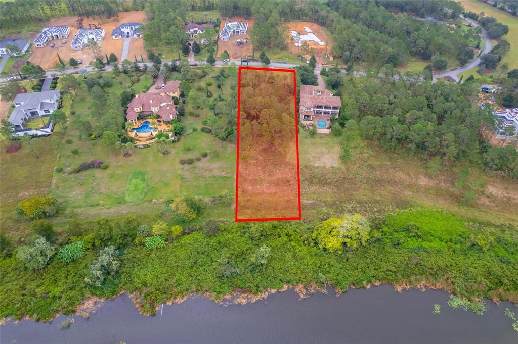 En Venta: $1,100,000 (1.25 acres)