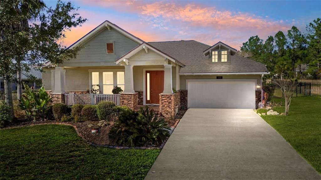 For Sale: $469,500 (3 beds, 2 baths, 2583 Square Feet)