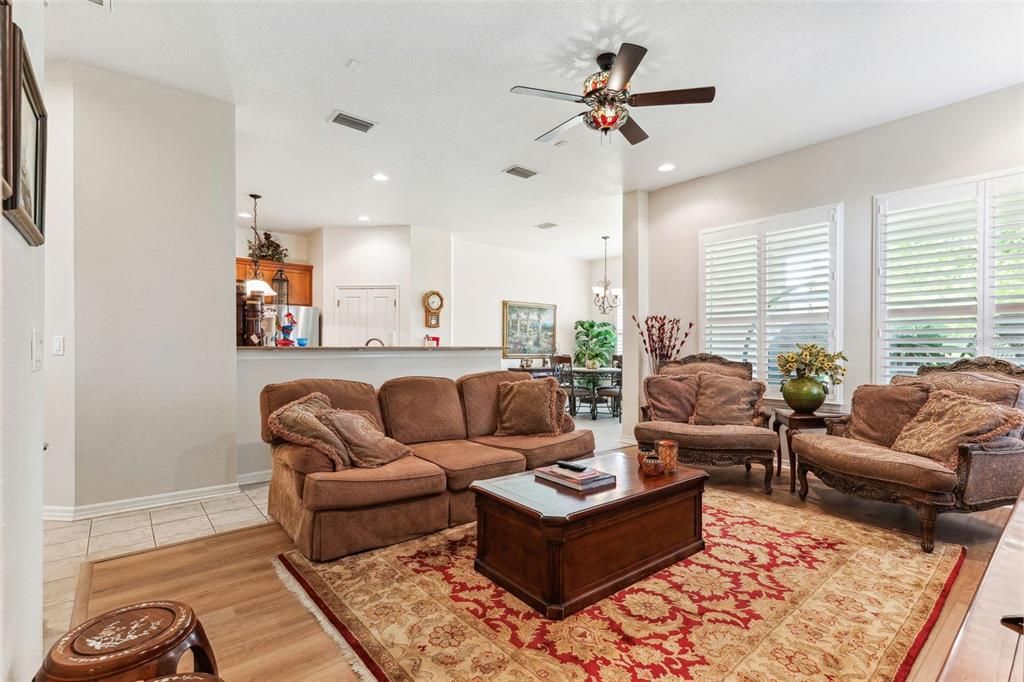 For Sale: $469,500 (3 beds, 2 baths, 2583 Square Feet)