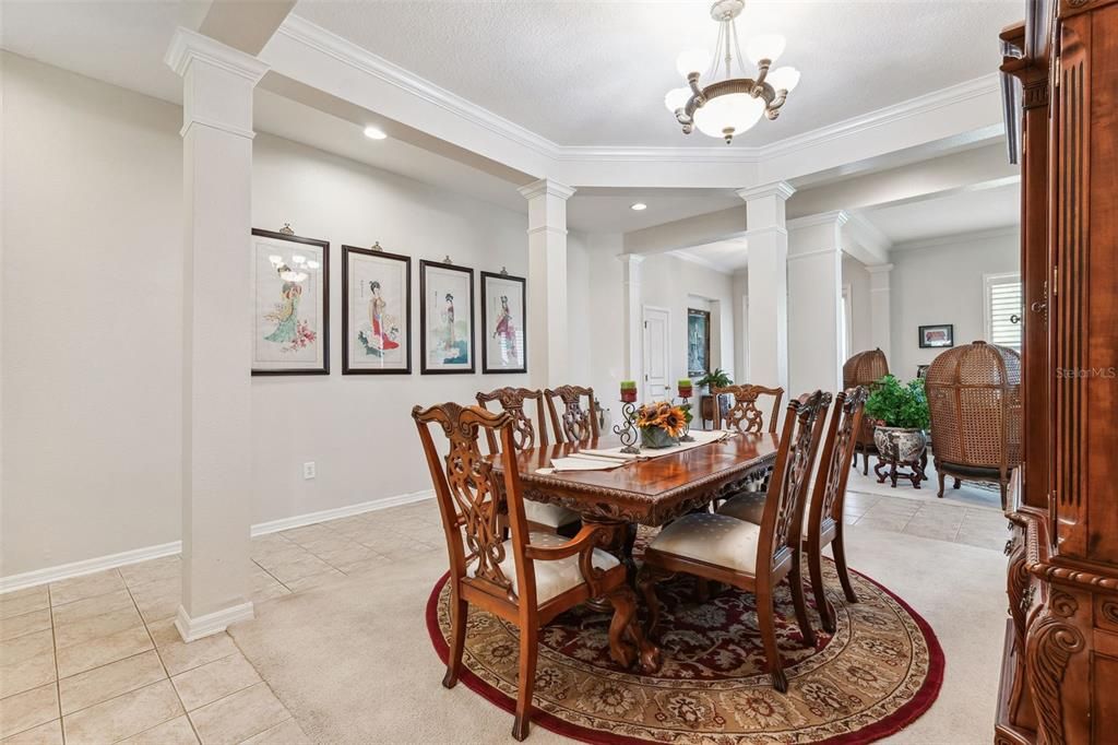 For Sale: $469,500 (3 beds, 2 baths, 2583 Square Feet)