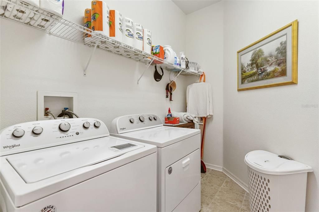 For Sale: $469,500 (3 beds, 2 baths, 2583 Square Feet)