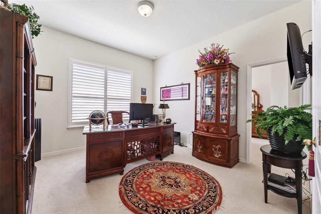 For Sale: $469,500 (3 beds, 2 baths, 2583 Square Feet)