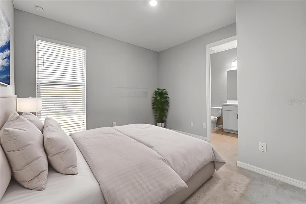 Activo con contrato: $654,000 (5 camas, 4 baños, 3461 Pies cuadrados)