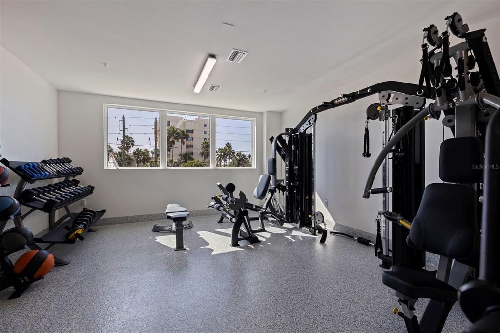 For Sale: $1,139,000 (3 beds, 3 baths, 1727 Square Feet)