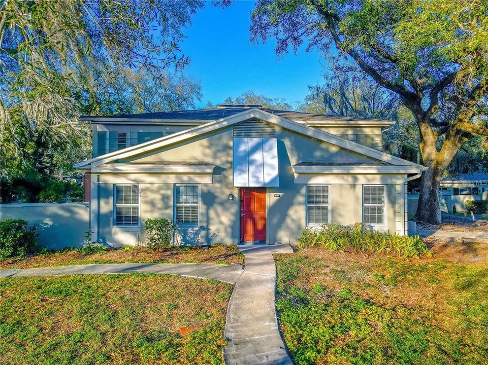 Active With Contract: $149,900 (3 beds, 2 baths, 1272 Square Feet)