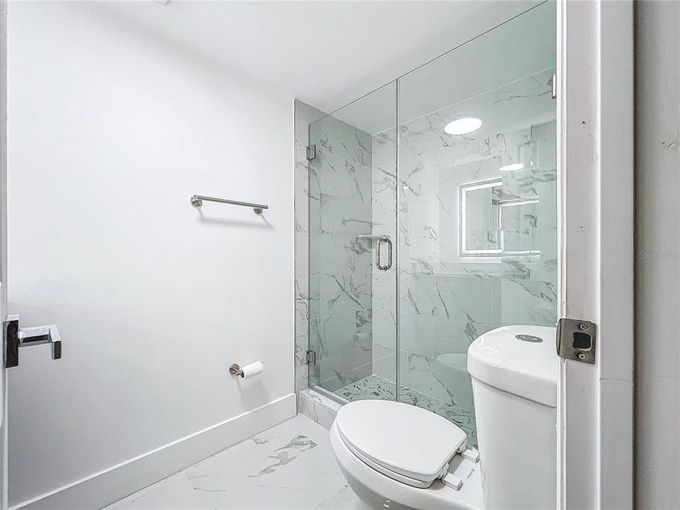 Active With Contract: $149,900 (3 beds, 2 baths, 1272 Square Feet)