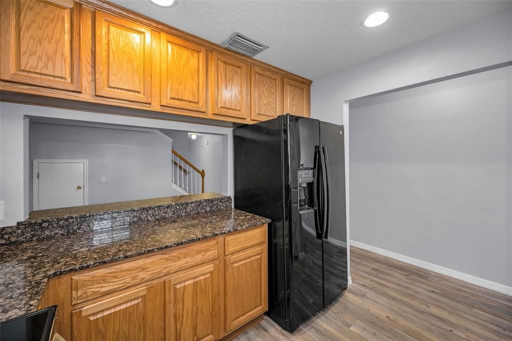 Active With Contract: $255,000 (2 beds, 2 baths, 1680 Square Feet)