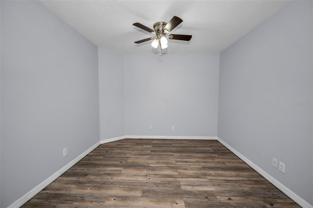 Active With Contract: $255,000 (2 beds, 2 baths, 1680 Square Feet)