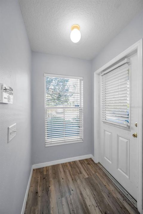 Active With Contract: $255,000 (2 beds, 2 baths, 1680 Square Feet)