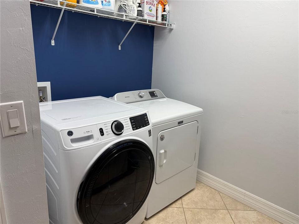 En Renta: $2,950 (4 camas, 2 baños, 2856 Pies cuadrados)