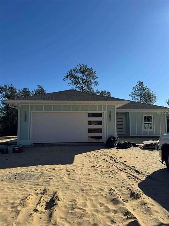 На продажу: $299,900 (3 спален, 2 ванн, 1372 Квадратных фут)