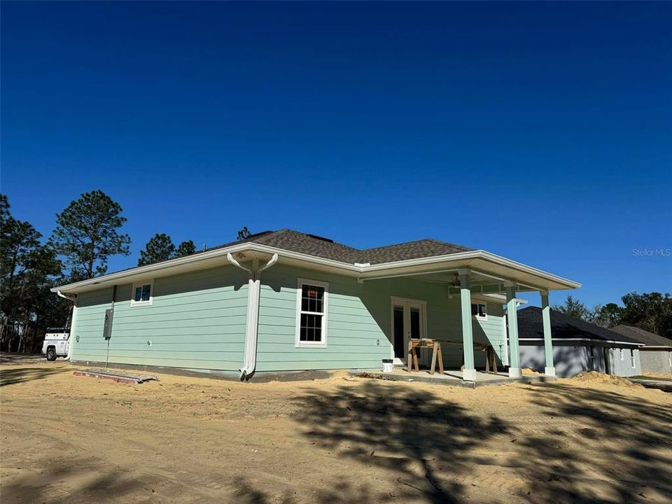 На продажу: $299,900 (3 спален, 2 ванн, 1372 Квадратных фут)