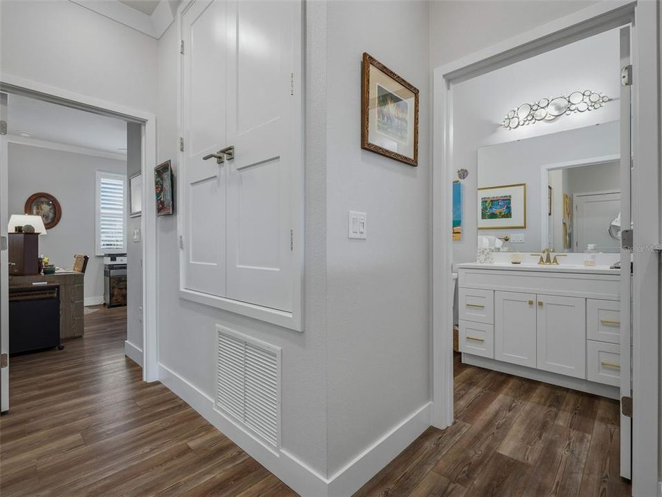 Activo con contrato: $565,000 (4 camas, 3 baños, 2092 Pies cuadrados)