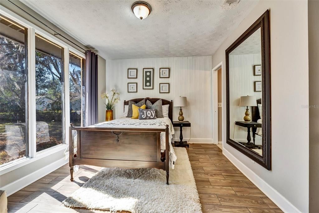 En Venta: $420,000 (3 camas, 2 baños, 2231 Pies cuadrados)