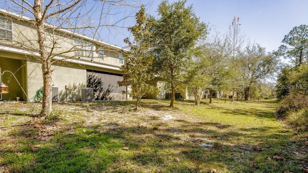 Active With Contract: $1,900 (3 beds, 3 baths, 1831 Square Feet)