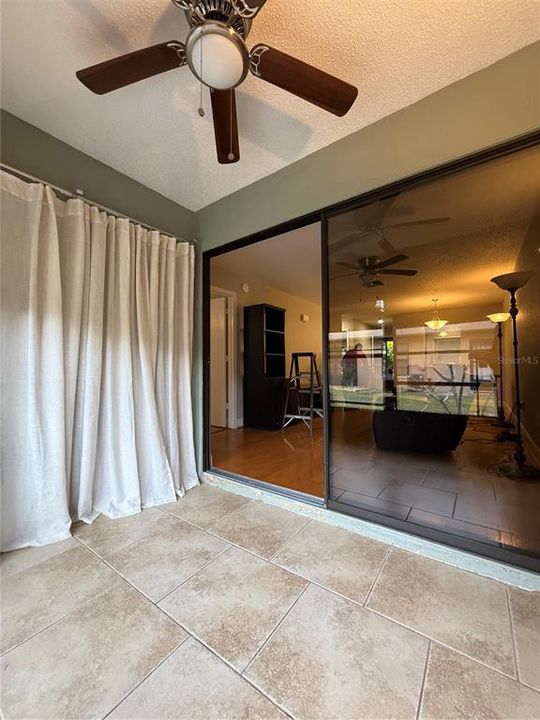 Под контрактом: $155,000 (2 спален, 2 ванн, 803 Квадратных фут)